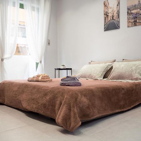 Loutraki House Apartment ภายนอก รูปภาพ