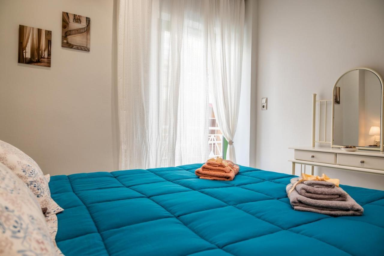 Loutraki House Apartment ภายนอก รูปภาพ