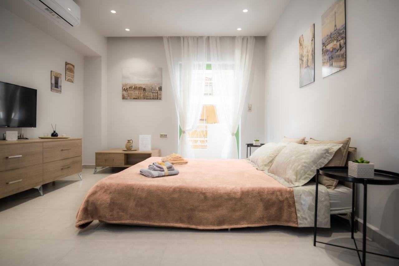 Loutraki House Apartment ภายนอก รูปภาพ